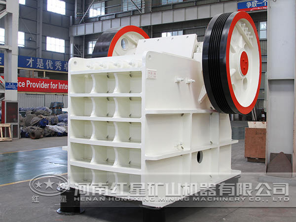 歐版顎式破碎機(jī)生產(chǎn)車(chē)間