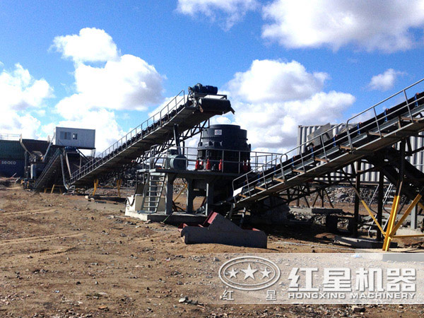圓錐破碎機作業(yè)現場