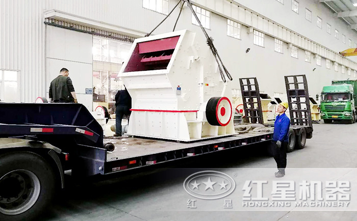 反擊破裝車、發(fā)貨現(xiàn)場